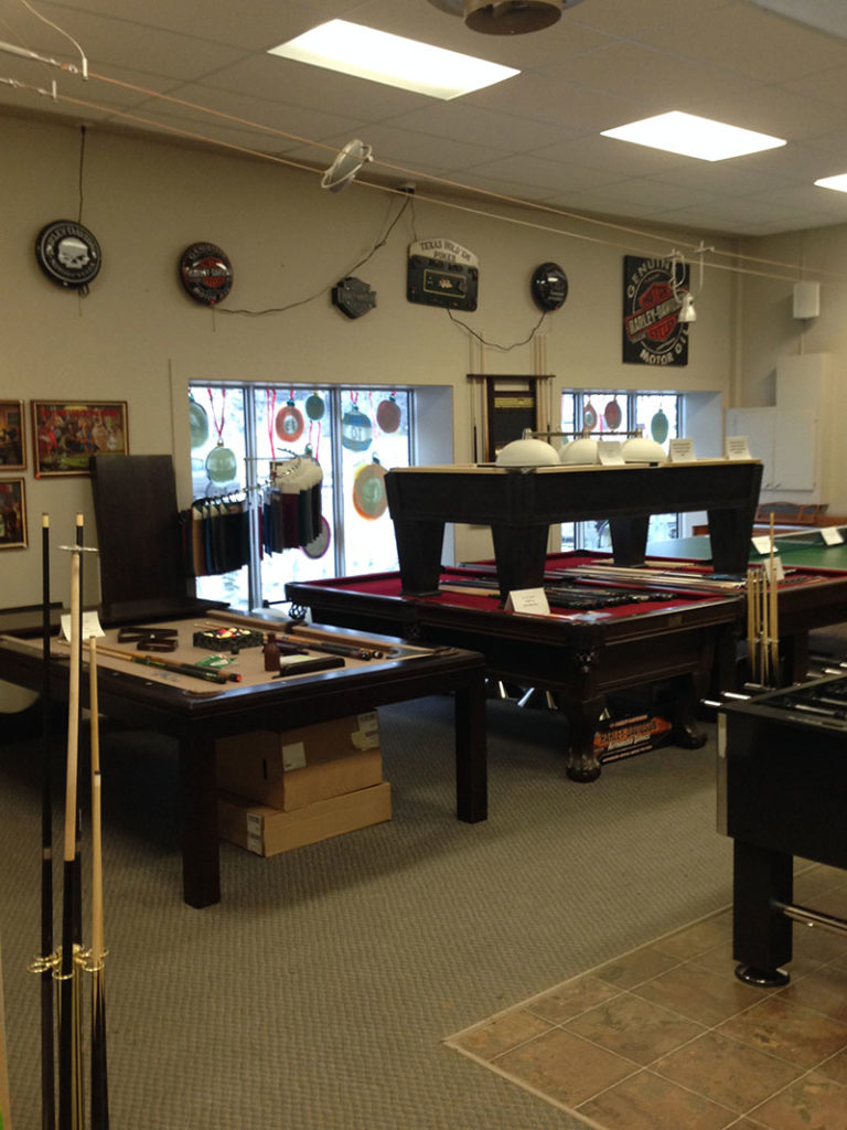 Brandon, MB Showroom Jacuzzi Hot Tubs, Swim Spas, Saunas